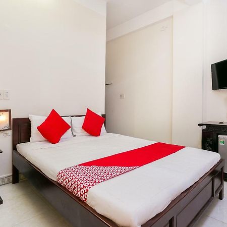Oyo 117 Gina Hotel 岘港 外观 照片