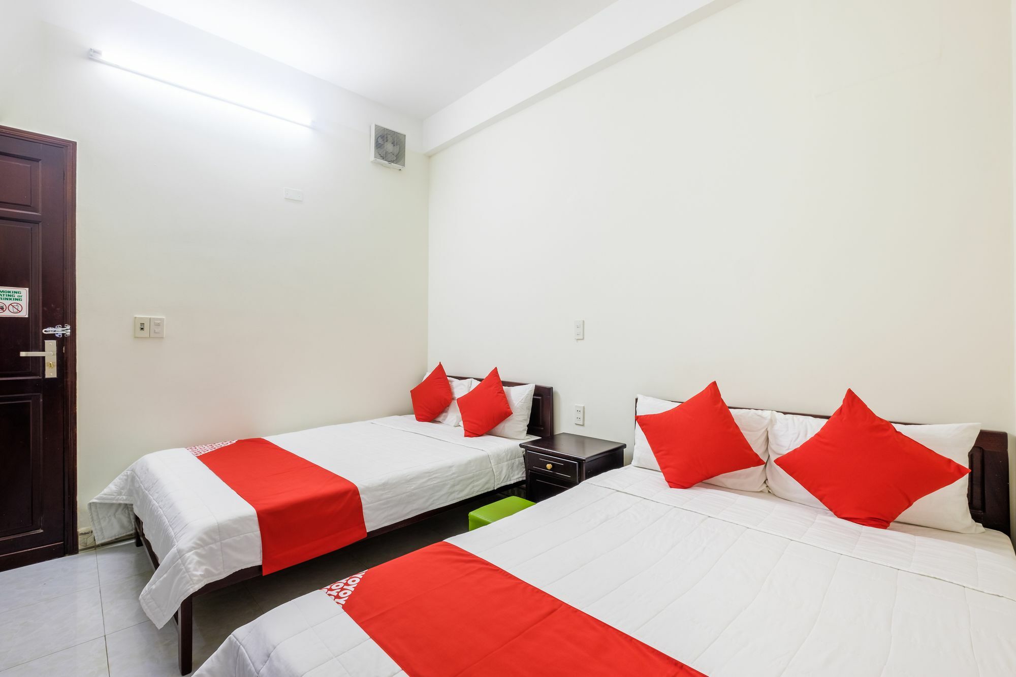 Oyo 117 Gina Hotel 岘港 外观 照片