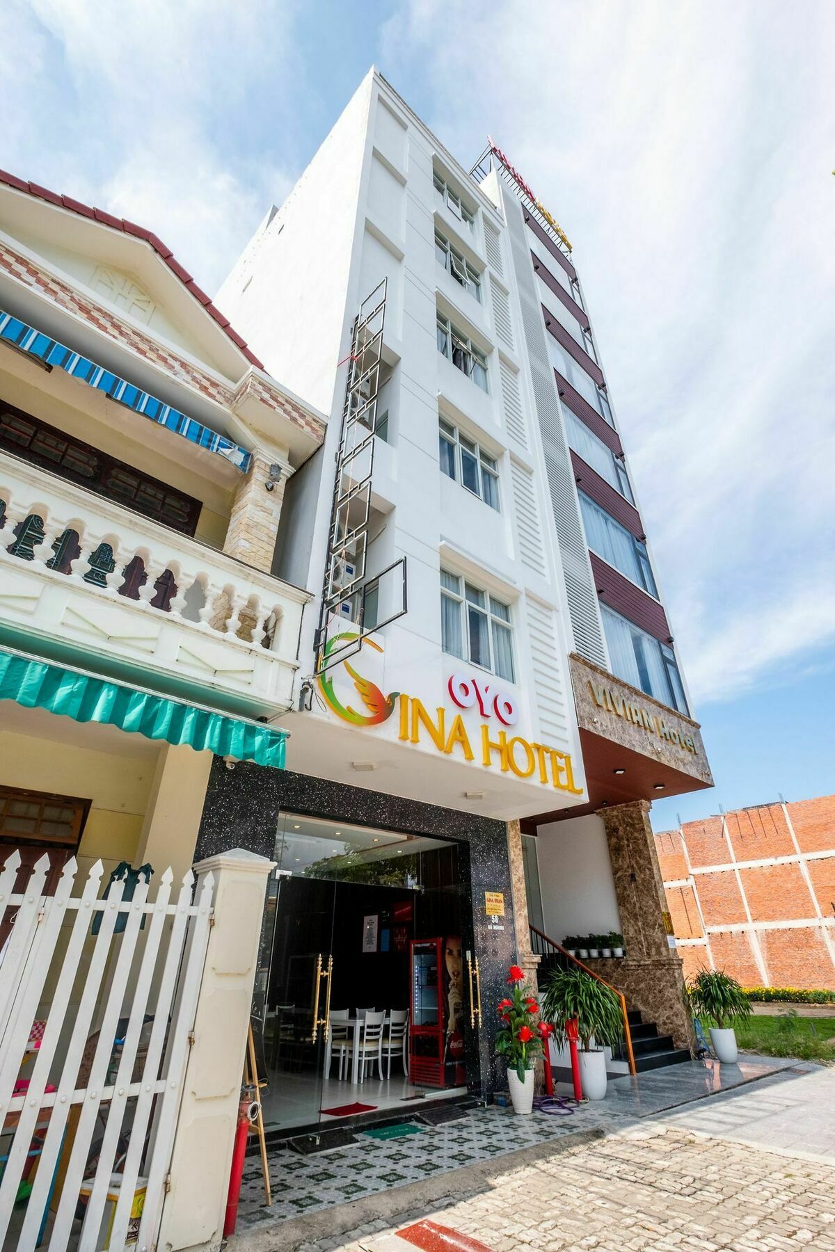 Oyo 117 Gina Hotel 岘港 外观 照片